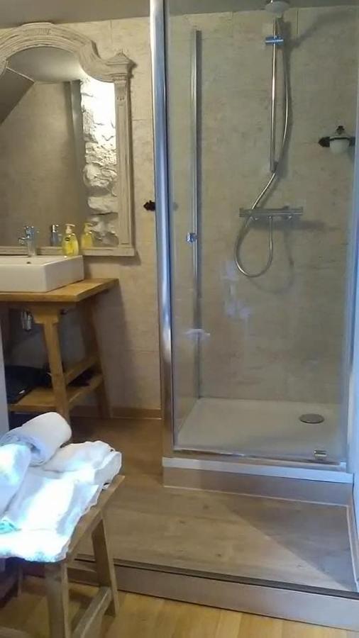 La Bourgseigneurie Hotel Bourseigne-Vieille ภายนอก รูปภาพ