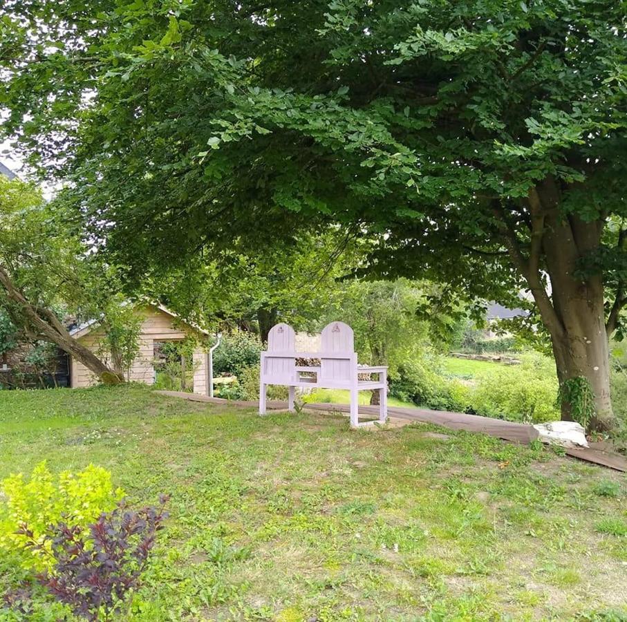 La Bourgseigneurie Hotel Bourseigne-Vieille ภายนอก รูปภาพ